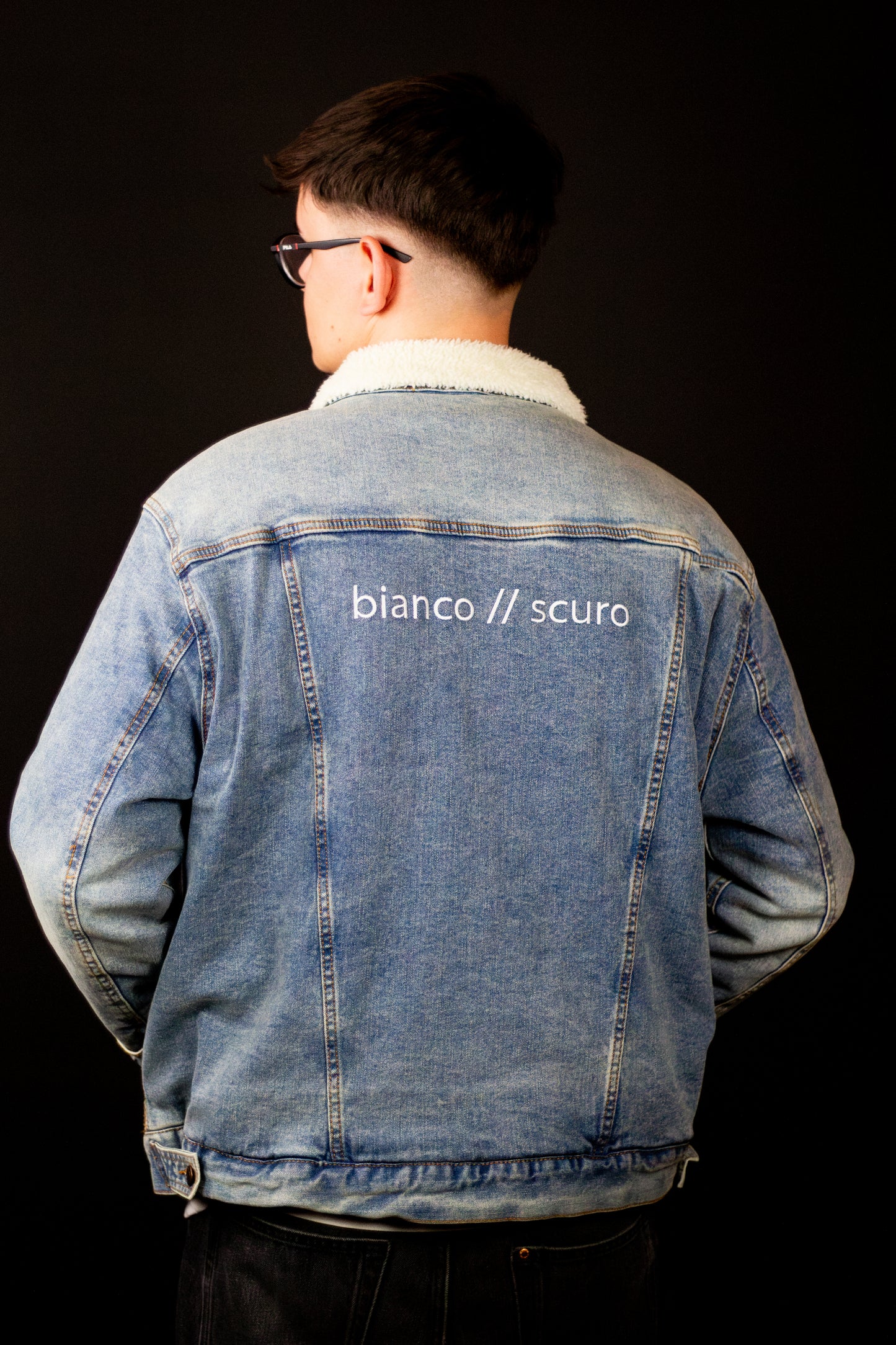 Denim Jacket [bianco//scuro]